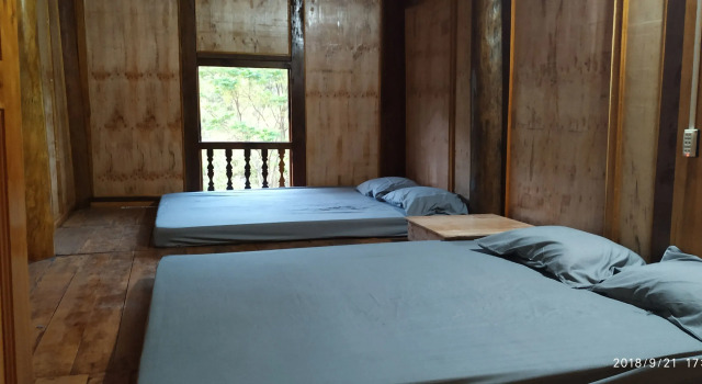 Кровать в общем номере CND Hostel