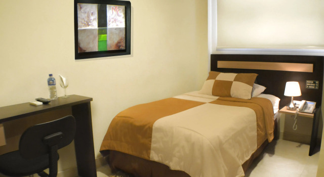 Одноместный номер Standard Hotel MC Suites - Confort cerca del Aeropuerto
