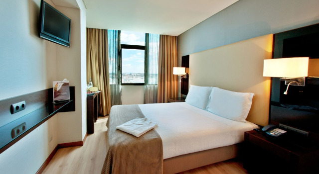 Двухместный номер Standard TURIM Alameda Hotel