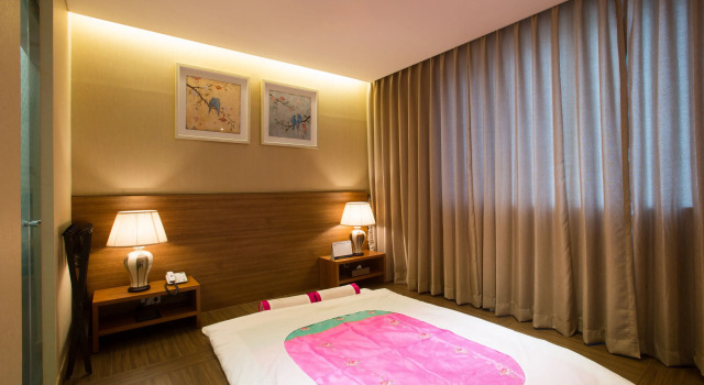Номер Standard Dong Gyeong Hotel