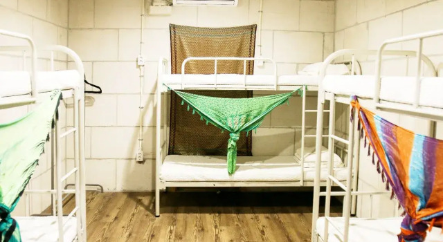 (camerata femminile) letto in camerata Nest Hostel
