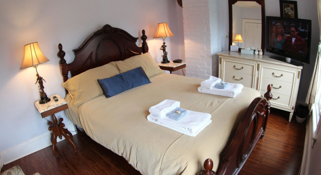 Номер Standard Toronto Garden Inn Bed & Breakfast