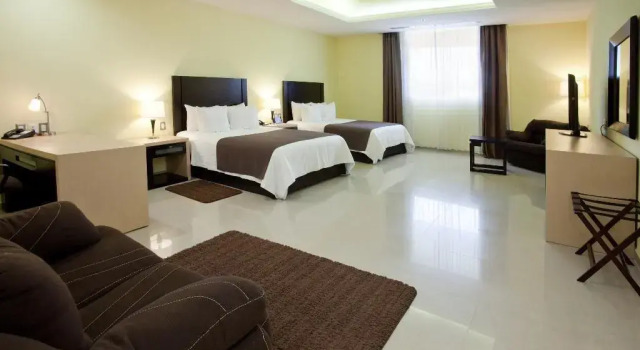 Четырёхместный номер Standard Hotel Hipico Inn