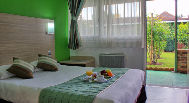 Двухместный номер Standard Hotel Restaurant Les Jardins DEpône