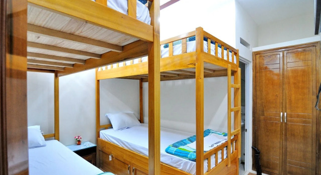 Кровать в общем номере Duy Phuoc Hotel