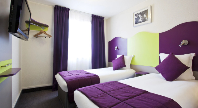 Двухместный номер Standard Logis Hotel Noemys pont de lEtoile