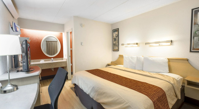 Двухместный номер Standard Red Roof Inn Salem