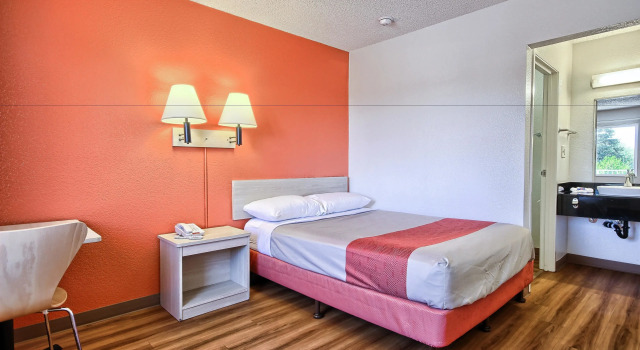 Двухместный номер Standard Motel 6 Fresno - Blackstone South