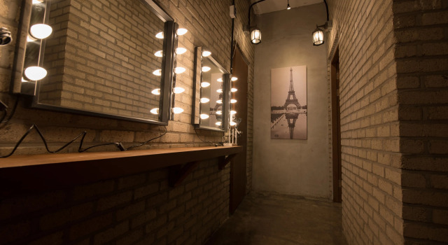 Кровать в общем номере (женский номер) INNO Hostel & Pub Lounge Hongdae