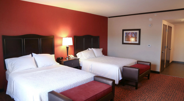 Четырёхместный номер Standard Hampton Inn Lewiston-Auburn
