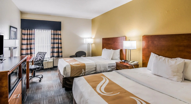 Четырёхместный номер Standard Quality Inn Alexander City