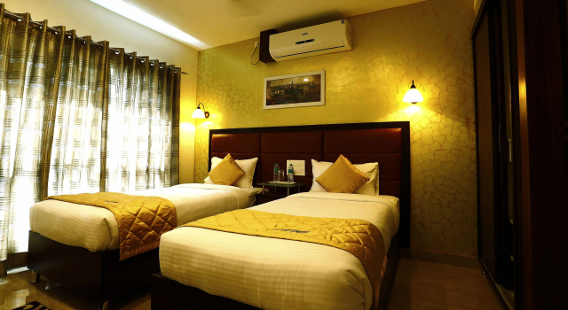 Люкс D Breeze Suites