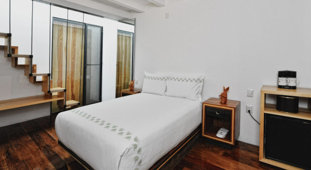 Полулюкс Hotel Los Amantes