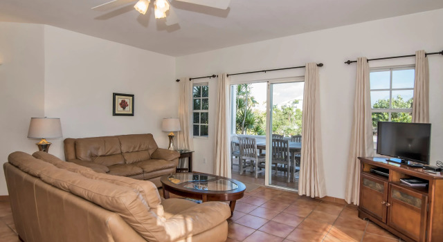 Люкс Classic Grace Bay Beach Ocean Villas