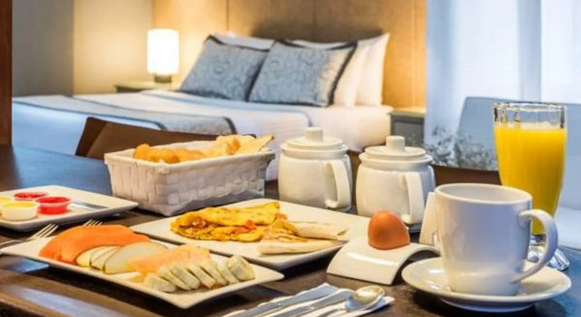 Апартаменты Lloyds Apartasuites Parque 93