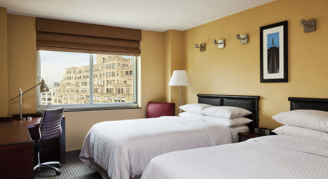 Четырёхместный номер Standard Four Points by Sheraton Manhattan SoHo Village