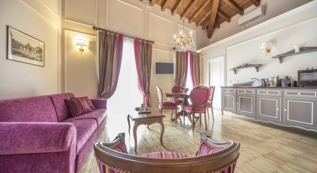 Апартаменты c 1 комнатой с балконом Lady Capulet Apartments