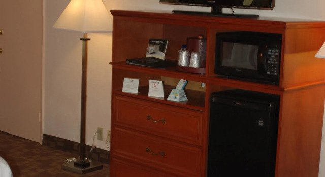 Четырёхместный номер Standard Best Western Plus University Inn