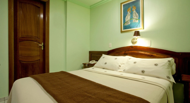 Номер Standard Krystal Hotel