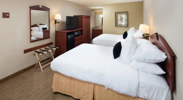 Четырёхместный номер Standard Baymont by Wyndham Fayetteville NC
