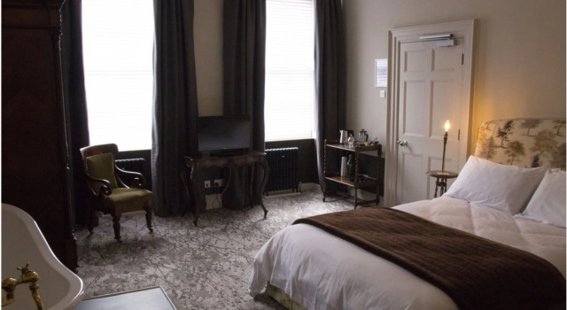 Номер Deluxe East Walls Hotel