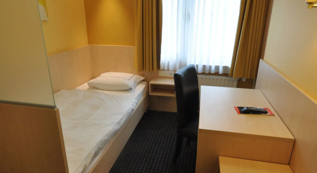 Одноместный номер Standard Hotel Empire