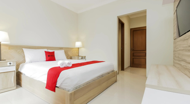 Номер Premium RedDoorz Premium near Ragunan Zoo 2