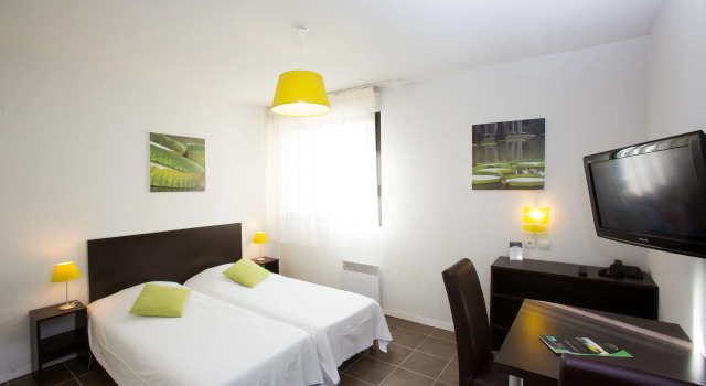 Семейный люкс All Suites Appart Hôtel - Pau - Zénith