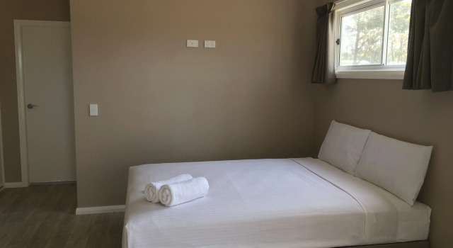 Бунгало Huskisson Beach Escape