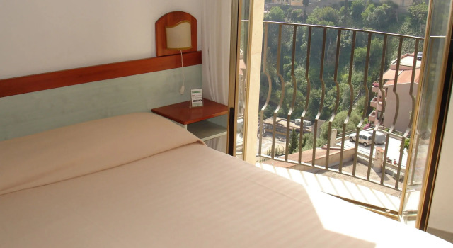 Двухместный номер Standard с частичным видом на море Hotel Condor