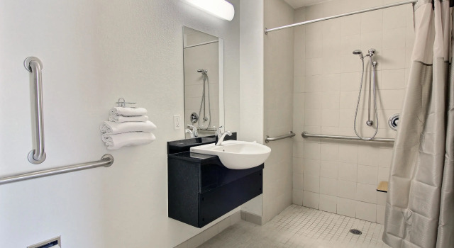 Двухместный номер Standard Willow Lodge Willoughby Cleveland