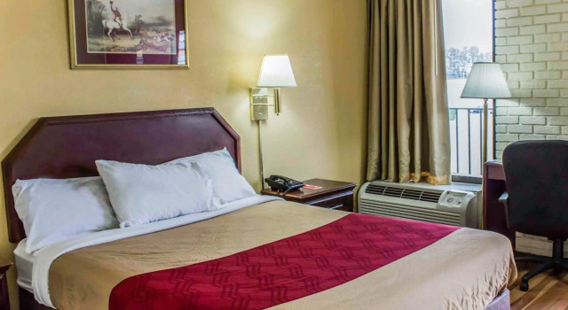Двухместный номер Standard Econo Lodge Creedmoor - Butner