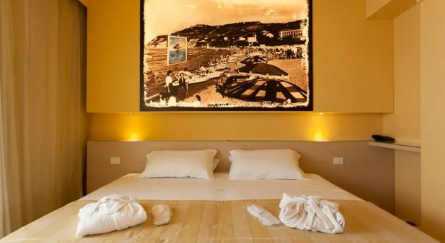 Hotel Resort Marinella, Забронировать Курортный отель Отели Побережья Марок 3 звезды, 3*
