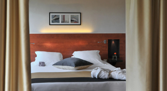 Люкс Mercure Maurepas Saint Quentin