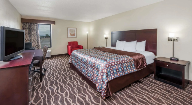 Двухместный номер Standard Days Inn & Suites by Wyndham Casey
