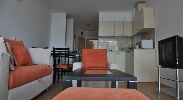 Апартаменты Sunny Holiday Apartments