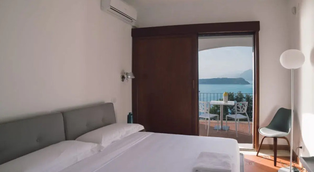 Двухместный номер Deluxe с балконом и рядом с пляжем Villa Crawford