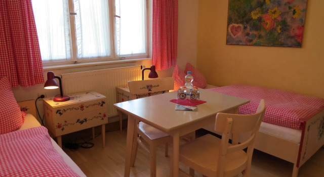 Люкс Gästehaus Huber - traditional Sixties Hostel