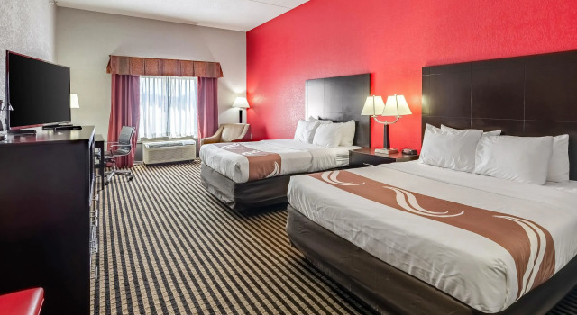 Четырёхместный номер Standard Quality Inn & Suites Abingdon