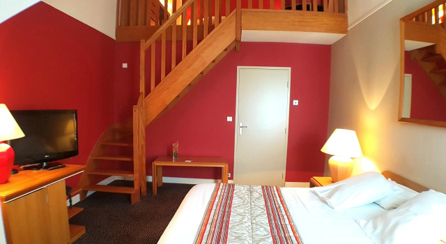 Семейный номер Standard Domaine de la Forêt dOrient, Logis Hôtel, Restaurant, Spa et Golf
