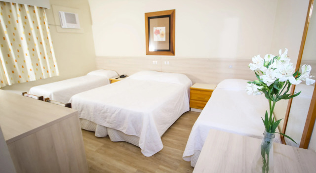 Четырёхместный номер Standard Hotel Geranium