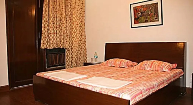 Апартаменты Woodpecker - 2 Bedroom Service Apartment