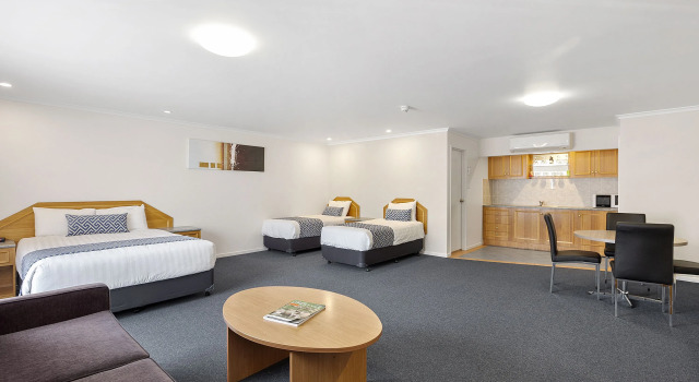 Номер Executive Thunderbird Motel Yass