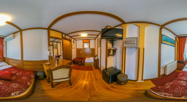 Трёхместный номер Standard Hotel Garten