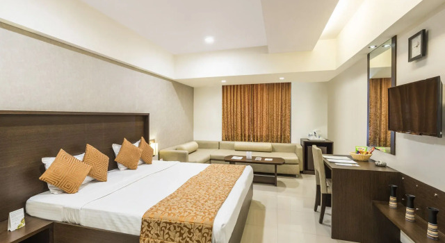 Номер Deluxe GCC Hotel and Club