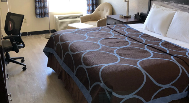 Двухместный номер Standard Super 8 by Wyndham Gulfport Airport NW Near Biloxi