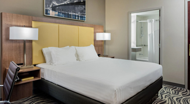 Номер Standard Holiday Inn Express Brooklyn