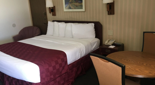 Двухместный номер Americas Best Value Inn & Suites Ft Collins E at I-25