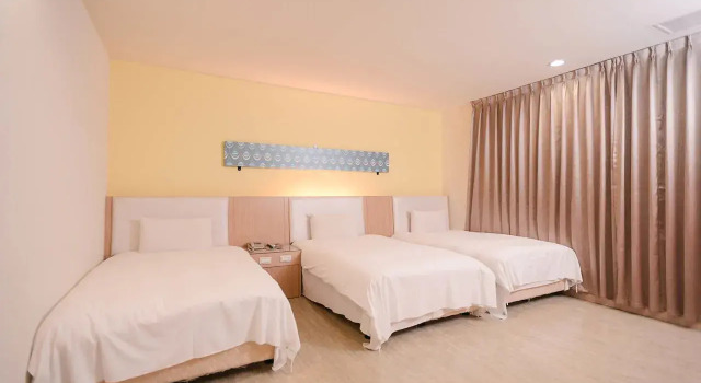 Номер Deluxe i-Deal Hotel