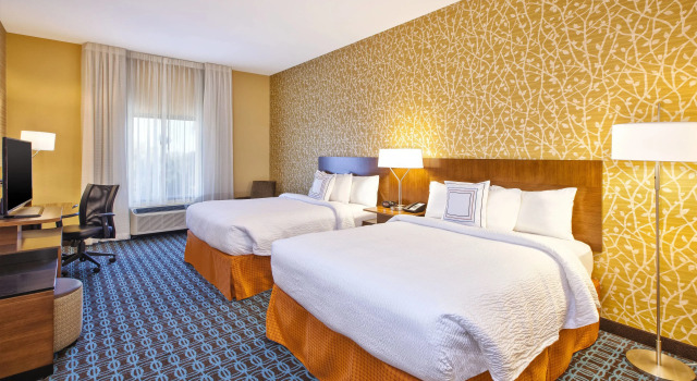 Четырёхместный номер Standard Fairfield Inn & Suites by Marriott Plattsburgh
